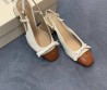 Женские кожаные туфли Valentino белые с открытой пяткой 2025