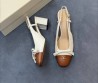Женские кожаные туфли Valentino белые с открытой пяткой 2025
