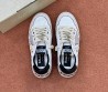 Женские кожаные кроссовки Golden Goose Ball Star белые со стразами 2025