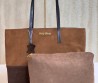 Женская замшевая сумка Miu Miu 35х33 коричневая 2025