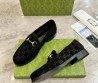 Мужские замшевые лоферы Gucci черные с логотипами 2025