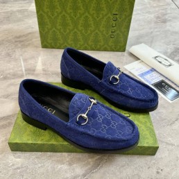 Мужские замшевые лоферы Gucci синие с логотипами 2025