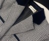 Женский жакет Saint Laurent черно-белый с бархатным воротником 2025