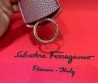 Женская кожаная сумка Salvatore Ferragamo бордовая 38х24 2025