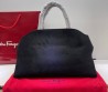 Женская замшевая сумка Salvatore Ferragamo черная 38х24 2025