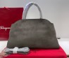 Женская замшевая сумка Salvatore Ferragamo серая 38х24 2025