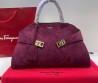 Женская замшевая сумка Salvatore Ferragamo бордовая 38х24 2025