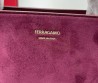 Женская замшевая сумка Salvatore Ferragamo бордовая 38х24 2025