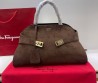 Женская замшевая сумка Salvatore Ferragamo коричневая 38х24 2025