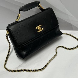 Женская кожаная сумка Chanel черная 28х17х7 2025