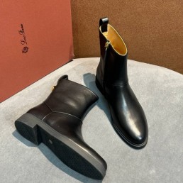 Женские кожаные сапоги Loro Piana Kilda черные 2025