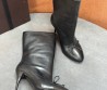 Женские кожаные ботильоны Alaia черные с бантиком каблук 9 см 2025