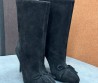 Женские замшевые ботильоны Alaia черные с бантиком каблук 9 см 2025