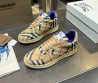 Мужские текстильные кроссовки Burberry бежевые в клетку 2025