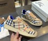 Мужские текстильные кроссовки Burberry бежевые в клетку 2025
