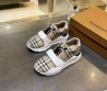 Мужские текстильные кроссовки Burberry бежевые с черным в клетку 2025
