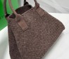 Женская замшевая сумка Bottega Veneta коричневая 40х26х17 2025