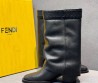 Женские кожаные сапоги Fendi черные с квадратным носком каблук 6 см 2025