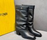 Женские кожаные сапоги Fendi черные с квадратным носком каблук 6 см 2025