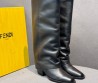 Женские высокие кожаные сапоги Fendi черные с квадратным носком каблук 6 см 2025