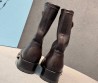 Женские кожаные укороченные сапоги Prada коричневые с пряжкой 2025