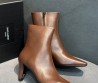 Женские кожаные ботильоны Saint Laurent Jill коричневые каблук 7 см 2025