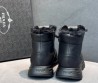 Мужские кожаные ботинки Prada на меху черные 2025