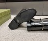 Женские кожаные сапоги Gucci черные глянцевые 2025