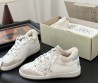 Женские кожаные кроссовки Golden Goose белые с мехом 2025