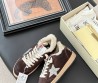 Женские замшевые кроссовки Golden Goose коричневые с мехом 2025