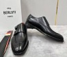Мужские кожаные туфли Berluti черные с пряжками 2025