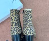 Женские замшевые ботильоны Loewe коричневые под леопарда каблук 6 см 2025