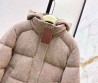 Женский текстильный пуховик Loro Piana бежевый с вязаным капюшоном 2025