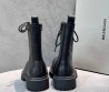 Женские кожаные ботинки Balenciaga черные с металлическим значком на носу 2025