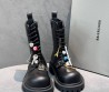 Женские кожаные ботинки Balenciaga черные с брелоками на шнурках 2025