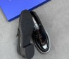 Женские кожаные лоферы Stuart Weitzman черные лакированные 2025