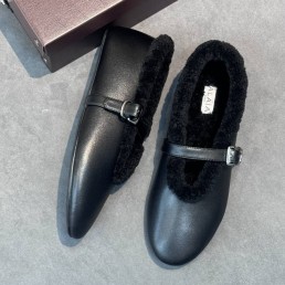 Женские кожаные балетки Alaia черные на меху 2025