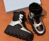 Женские кожаные ботинки на меху Prada черные с серебряным на платформе 2025