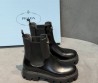 Женские кожаные ботинки челси Prada черные 2025