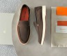 Мужские кожаные лоферы Santoni коричневые с оранжевым 2025