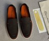 Мужские кожаные лоферы Santoni коричневые с оранжевым 2025