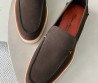 Мужские кожаные лоферы Santoni коричневые с оранжевым 2025