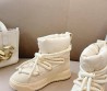 Женские текстильные сапоги дутики Moncler белые 2025