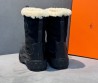 Женские замшевые сапоги Hermes черные с мехом на платформе 4 см 2025