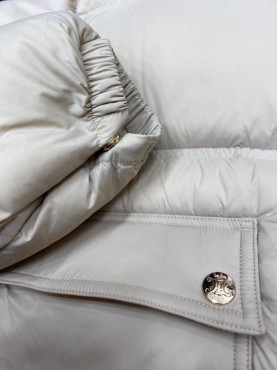 Женский пуховик Celine с логотипом бежевый 2025