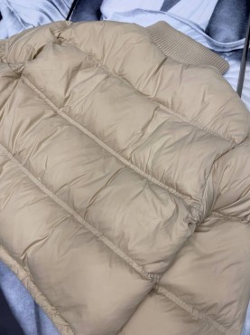 Женский пуховик Celine с логотипом бежевый 2025