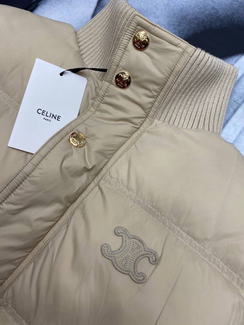 Женский пуховик Celine с логотипом бежевый 2025