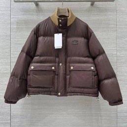 Женский пуховик Celine с логотипом коричневый 2025