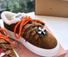 Женские замшевые кеды Miu Miu коричневые на овчине с цветными шнурками 2025