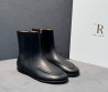 Женские укороченные кожаные сапоги The Row черные 2025